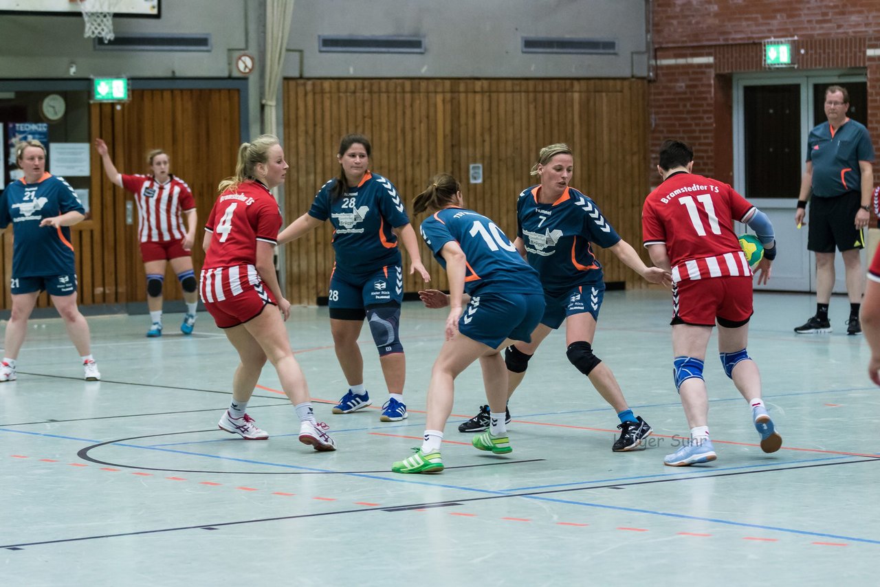 Bild 286 - Frauen Bramstedter TS - TSV Wattenbek 2 : Ergebnis: 20:24